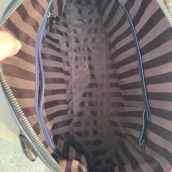 Authentic MCM Hobo Bag in Crocodile Leather - Picture 11 of 15